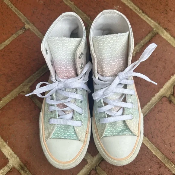 Girls Converse Chuck Taylor All Star Platform High Tops - Mermaid Scales, Size 3 - Picture 3 of 4